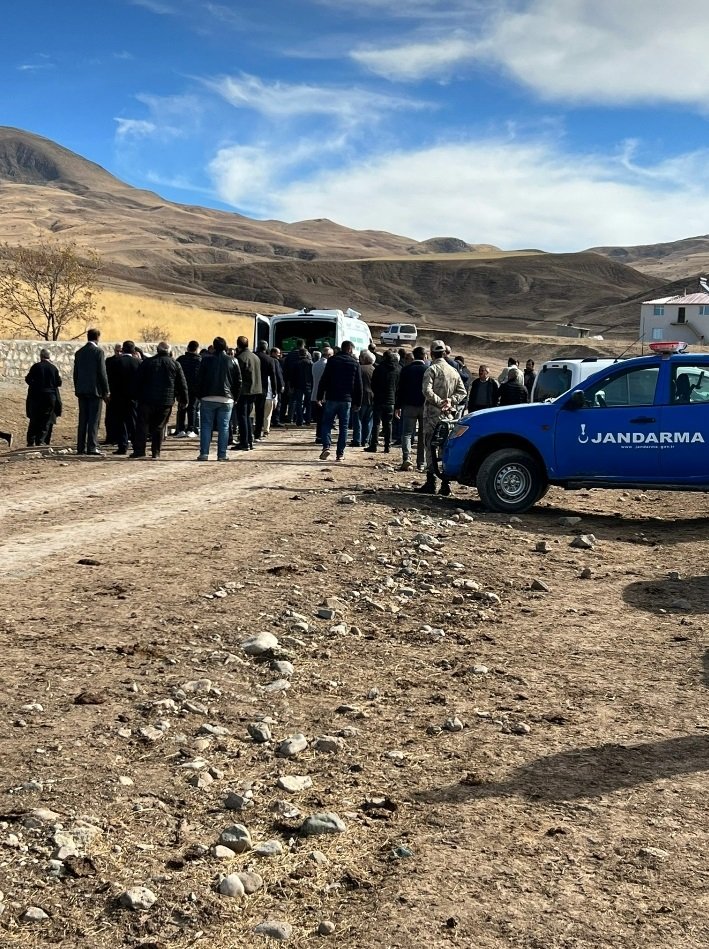 Eşini 12 el ateş ederek öldürdü, 6 çocuk yetim kaldı