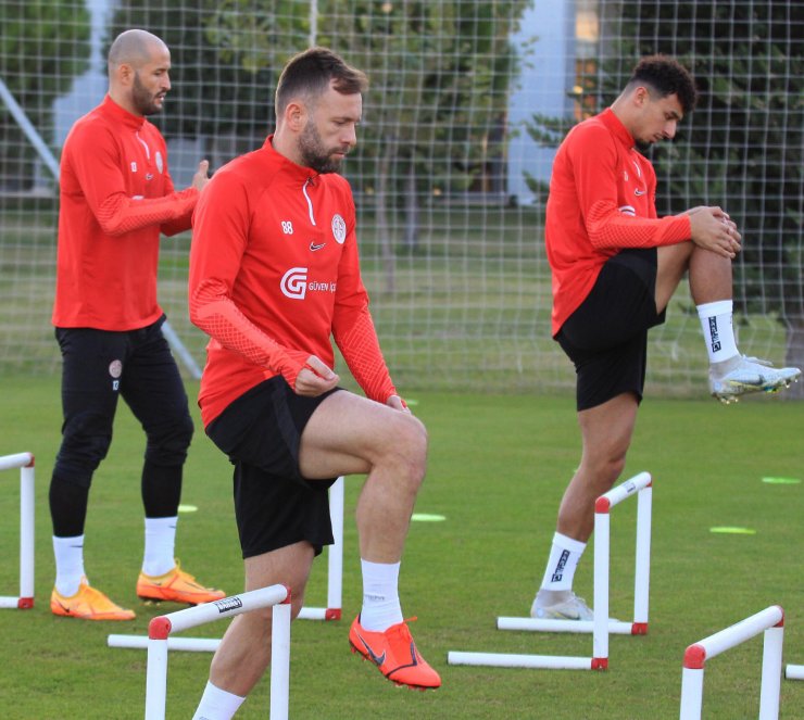 Antalyaspor, Dünya Kupası arasına galibiyetle gitmeyi hedefliyor