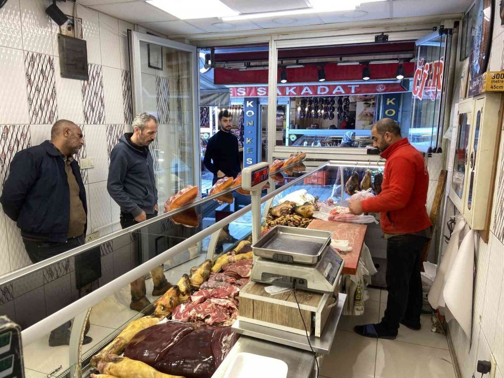 Konya'da havalar soğudu! Hastalıklara deva doğal antibiyotiğe ilgi arttı