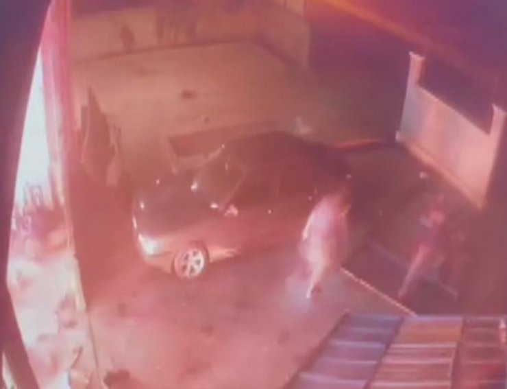 Konya'da oto tamirhanesinde patlama