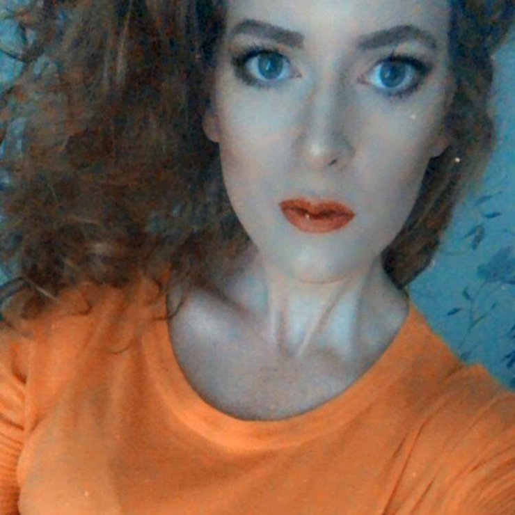 Arkadaşını otel balkonundan atıp, öldürdüğü gerekçesiyle yargılanan İngiliz kadına tahliye