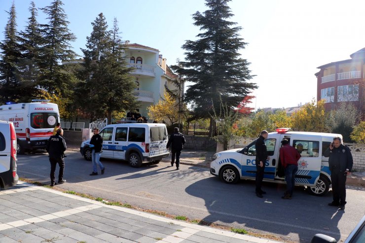 Yengesini baltayla öldürdü; olay yerindeki ağabeyi de kalp krizinden öldü