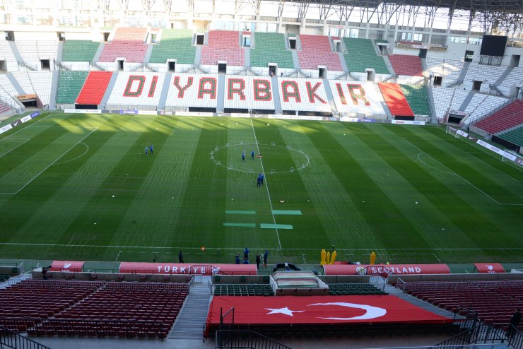 İskoçya Teknik Direktörü Clarke: Türkiye, özellikle deplasmanda oynaması güç bir rakip