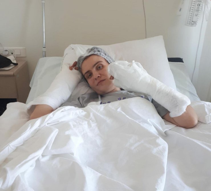 Eski eşinin baltalı saldırısında parmakları kopan İlke: 18 ay hapis az