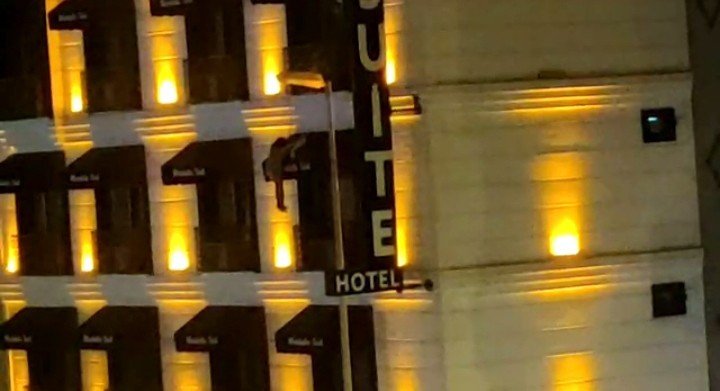 Otelin 3’üncü katından aşağıya düştü