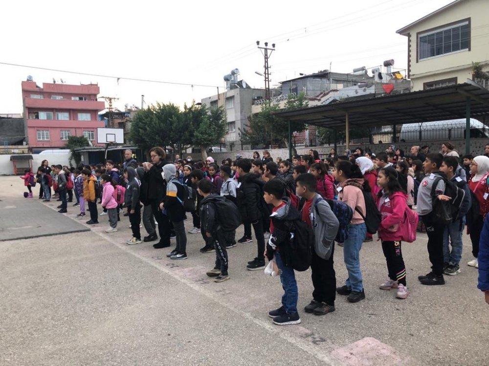 Terör kurbanı Ecrin’in adı okuduğu okula verildi... Mithatpaşa Ecrin Meydan İlkokulu