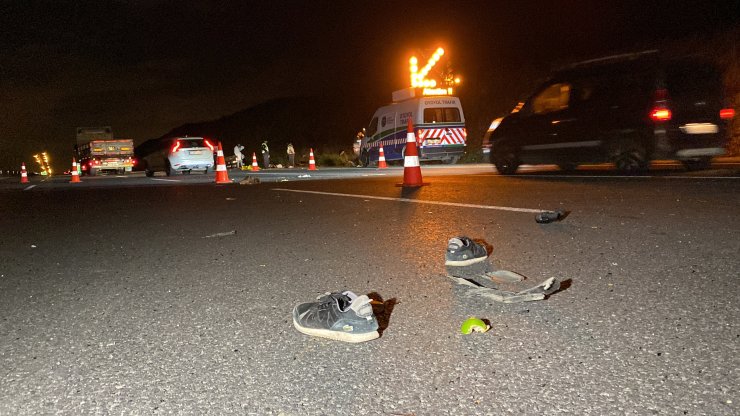 TIR’a çarpan otomobilde acı son! Aynı aileden 3 kişi hayatını kaybetti