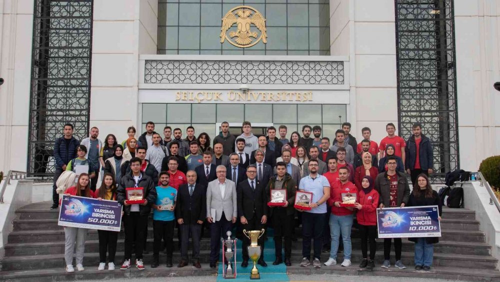 Rektör Aksoy’dan TEKNOFEST’te başarı gösteren takımlara teşekkür