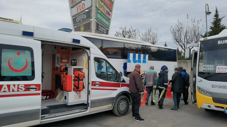 Otobüs şoförü, park halindeki otobüsün bagajında ölü bulundu