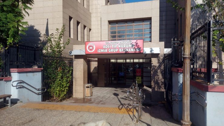 İki kuzen, sokakta yürürken pompalı tüfekle öldürüldü