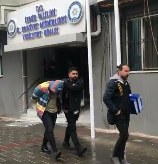 1250 kişiden 230 bin lira gaspettiler