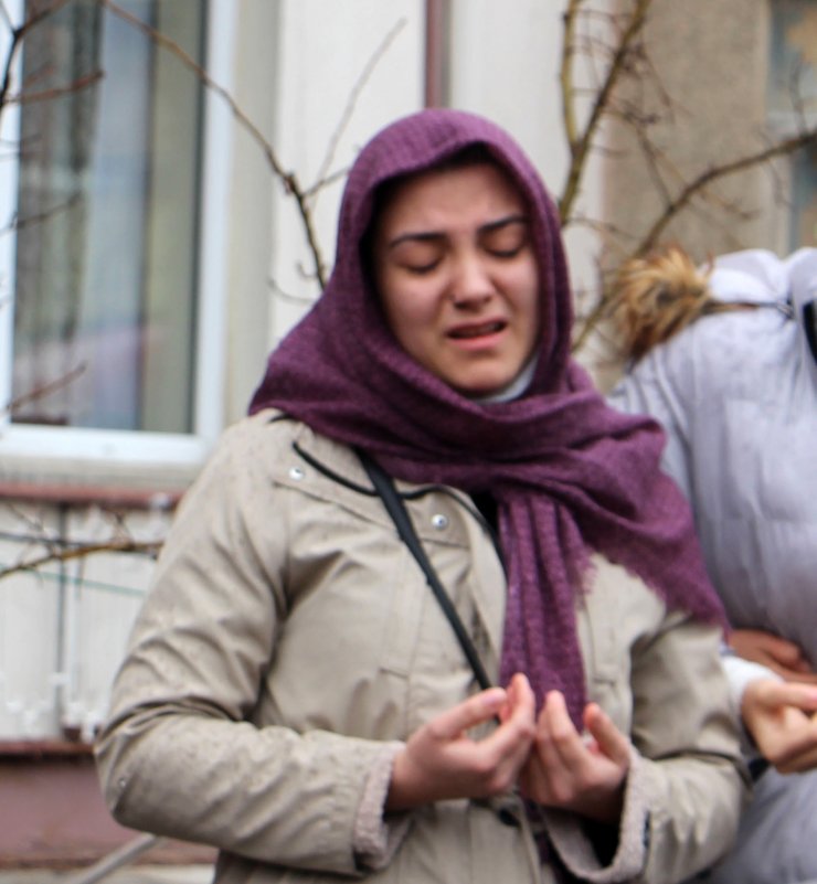 Öldürülen hamile Raziye'nin annesi: Kızım bir şeylerden korkuyordu