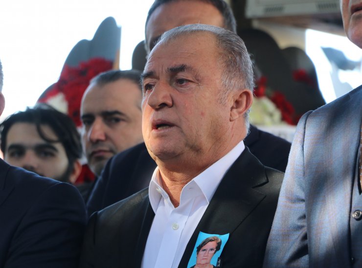 Fatih Terim'in annesi Nuriye Terim, son yolculuğuna uğurlandı