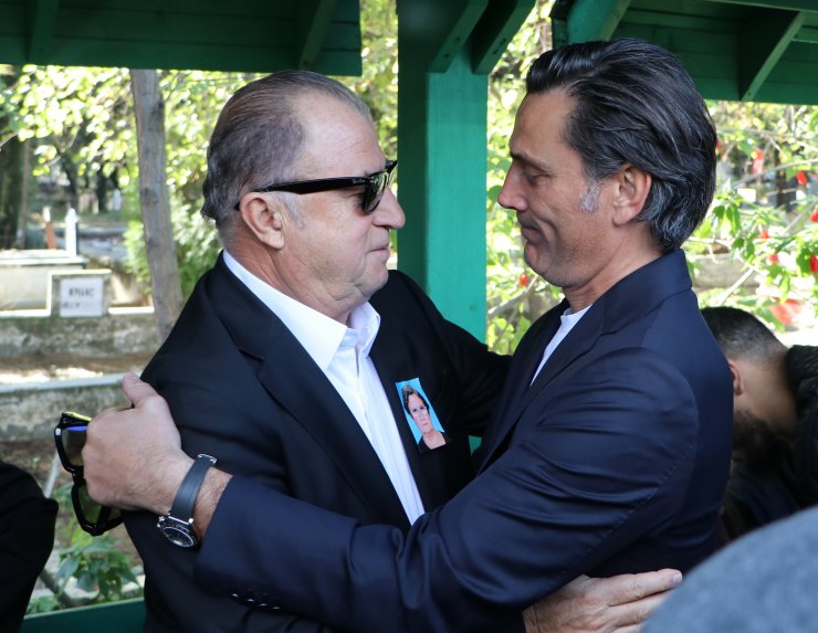 Fatih Terim'in annesi Nuriye Terim, son yolculuğuna uğurlandı