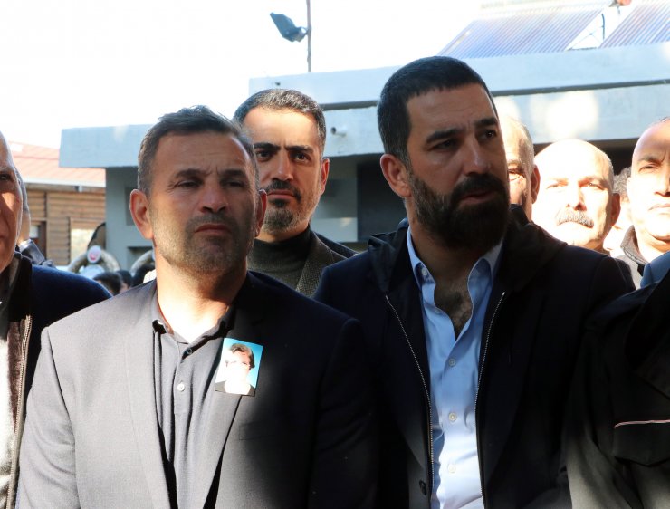 Fatih Terim'in annesi Nuriye Terim, son yolculuğuna uğurlandı