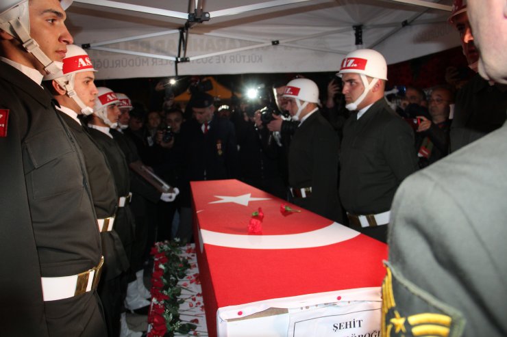 Afyonkarahisar Şehidini son yolculuğuna uğurladı