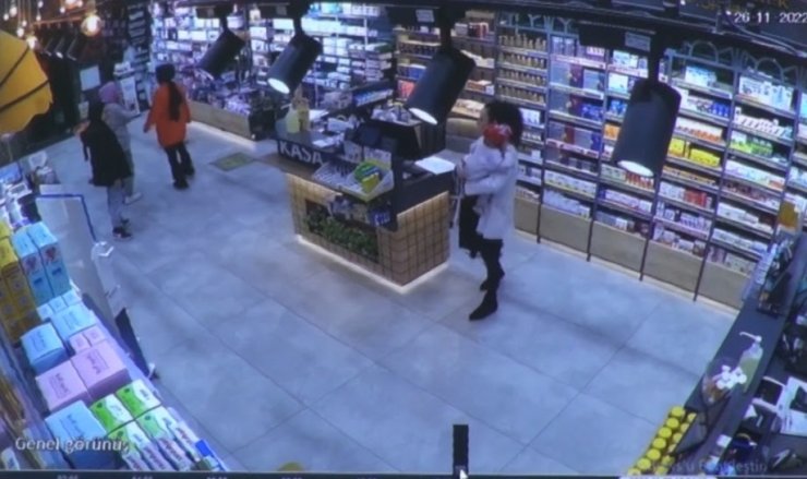 Kadının öldürülmesi sonrasına ait yeni görüntüler ortaya çıktı