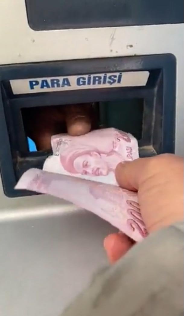 'Sumatik' arıza yaptı, personel parayı elle aldı