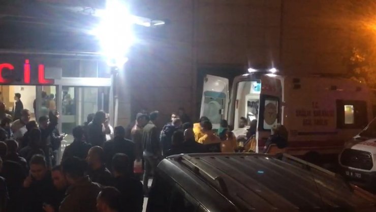 Uyuşturucu satıcıları polise ateş açtı: 2 polis yaralı