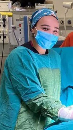 Türkiye'nin konuştuğu sahte doktorun yeni yazışmaları ortaya çıktı: Bu halde 70. hastama bakıyorum, bayılacağım