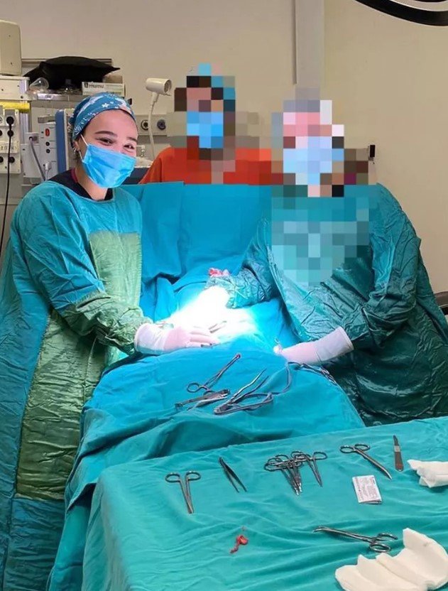 Türkiye'nin konuştuğu sahte doktorun yeni yazışmaları ortaya çıktı: Bu halde 70. hastama bakıyorum, bayılacağım