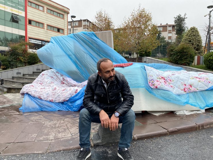 Ev ararken dolandırıldı, getirdiği eşyalarıyla sokakta kaldı