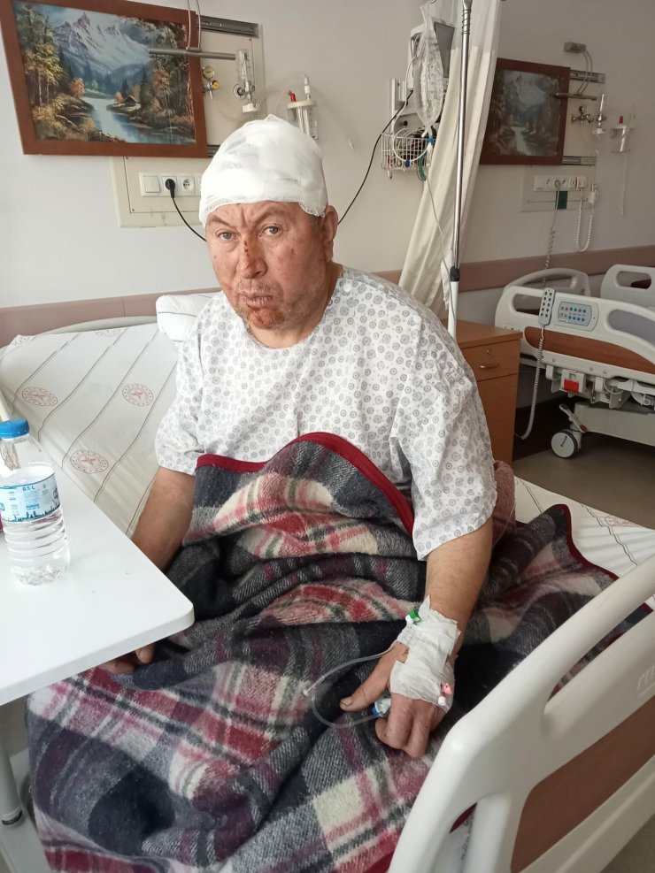 Kerpiç evin çatısı çöktü: 1 yaralı