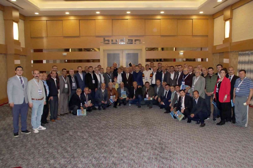 Akşehir Belediyesinden eğitim ve istişare toplantısı