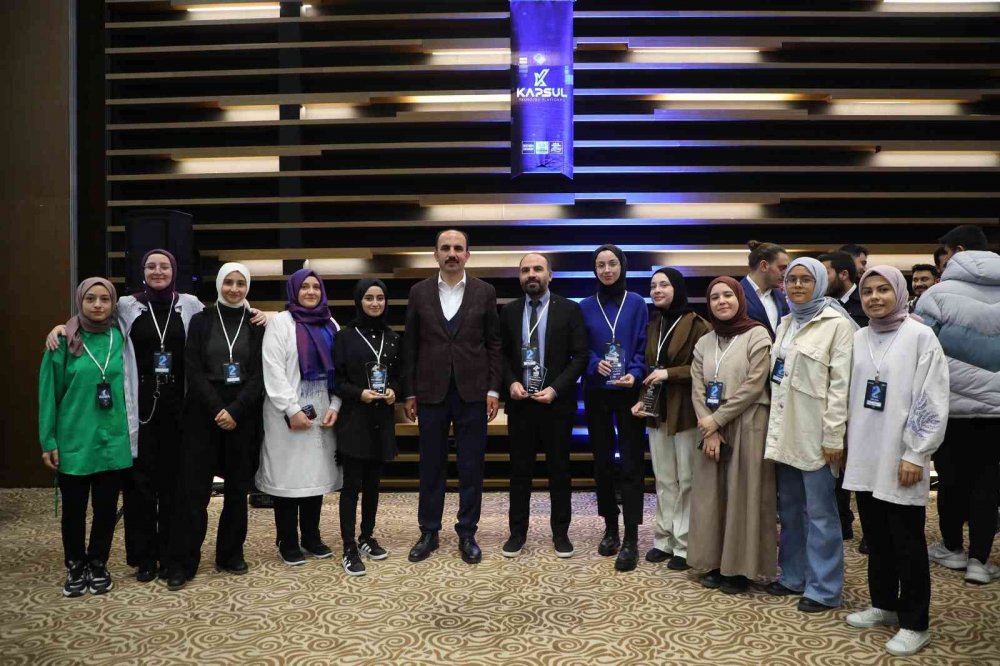 Başkan Altay gençlere seslendi: Türkiye’yi çok daha güçlü hale getireceksiniz