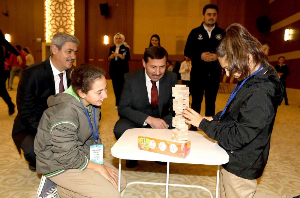 Karatay Kent Konseyi Çocuk Meclisi’nden “Karatay Çocuk Şenliği”