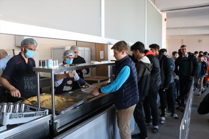 15 bin 269 öğrenciye ücretsiz yemek dağıtıldı