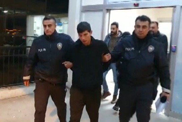 Hırsızlık şüphelileri kıskıvrak yakalandı