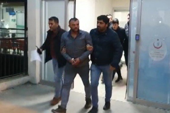 Hırsızlık şüphelileri kıskıvrak yakalandı