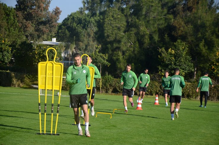 Konyaspor Teknik Direktörü İlhan Palut'tan transfer açıklaması