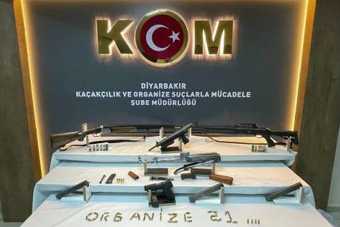 Diyarbakır'da 193 kaçakçılık operasyonunda 218 şüpheli gözaltına alındı