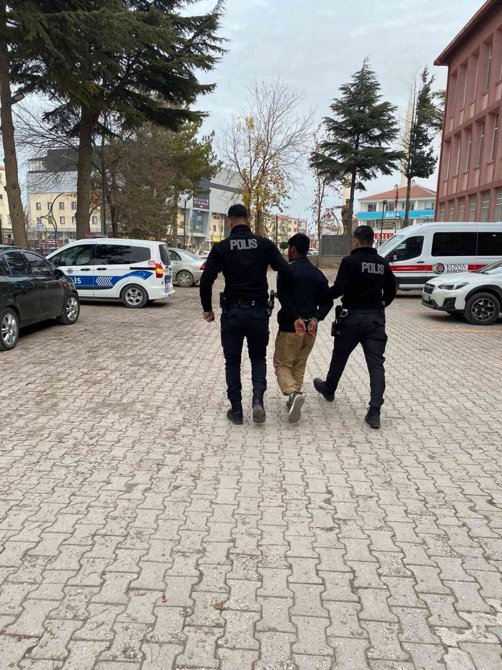 Konya'da iş yerinden hırsızlık yapan zanlı tutuklandı