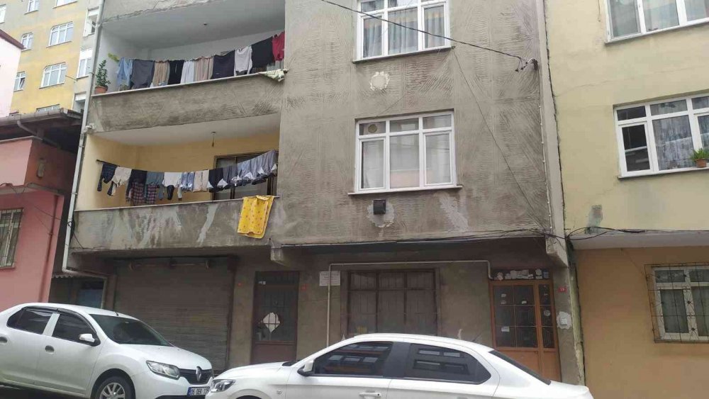 Silahla şakalaşma kanlı bitti