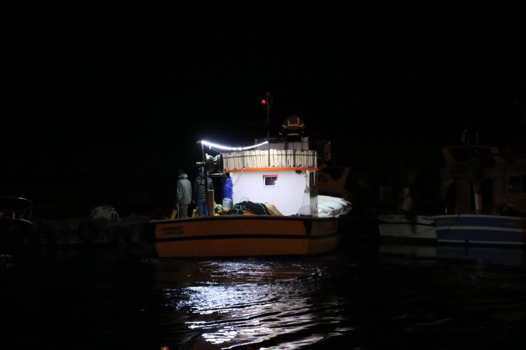 Denize düşen balıkçı için arama çalışması başlatıldı