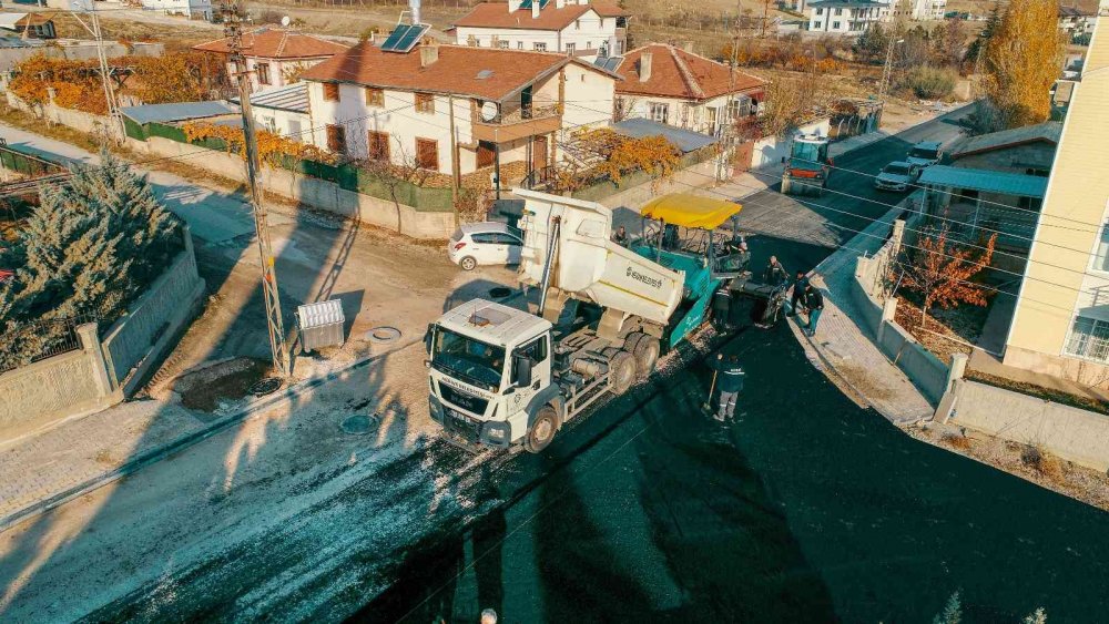 Meram'da Beybes Caddesi baştan sona yenilendi