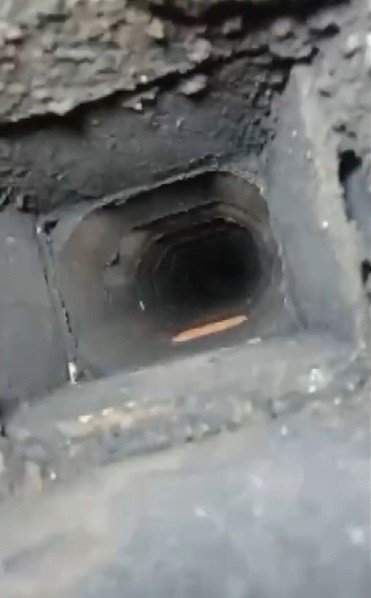 Ev sahibinin yaptıkları pes dedirtti! Baca borusundan...