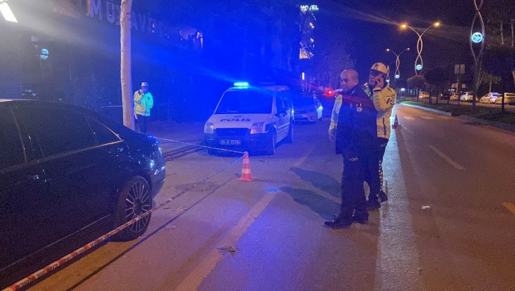 Eğlence mekanı önünde silahlı kavga: 1 ölü, 6 yaralı