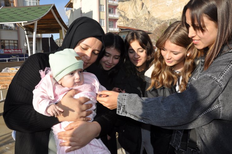 Karaman'ın ilk SMA hastası Ayşe Bükre için seferber oldular