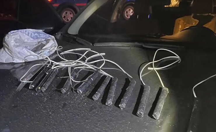 El yapımı patlayıcı ile kaçak kazıya 3 tutuklama