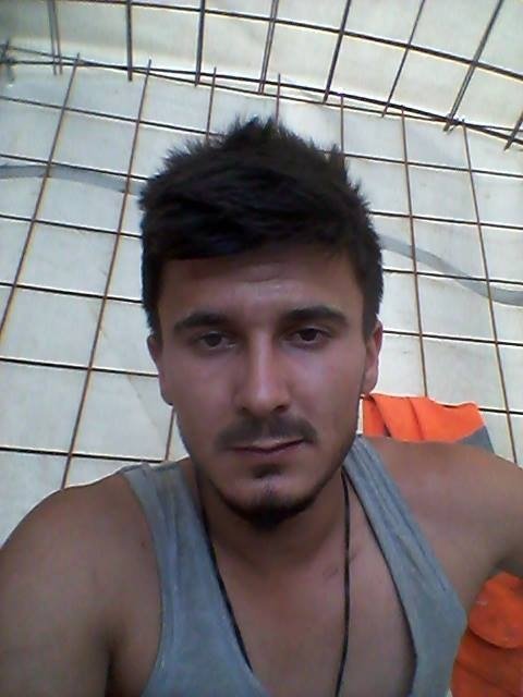 Kömür ocağında raydan çıkan vagonun altında kalan 2 işçiden 1'i öldü