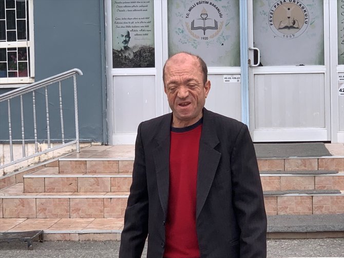 Konya'da görme engelli öğretmenin büyük azmi