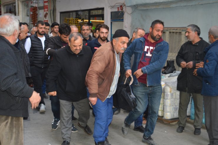 Yalnız yaşayan taksici evinde ölü bulundu