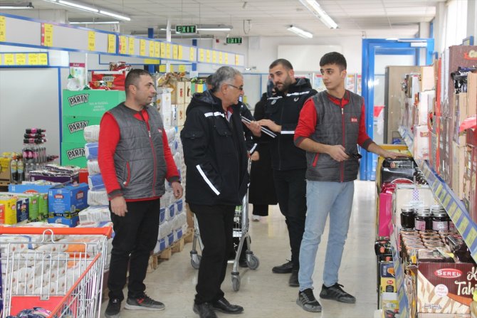 Konya'nın ilçesinde marketlerde denetim