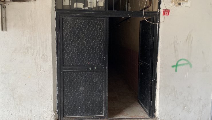 Uyurken babası tarafından boğuldu