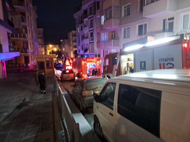 Yangında yatalak hasta öldü, eşi yaralandı