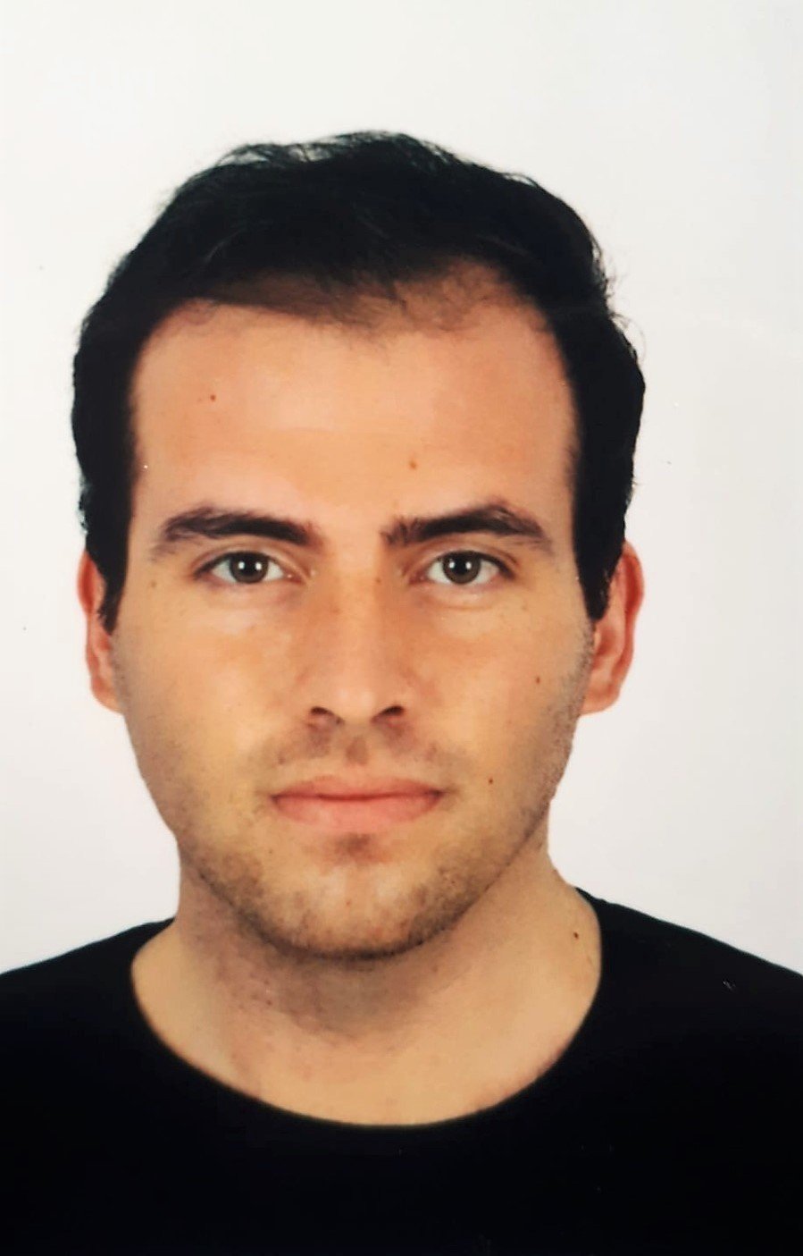 Askerden yeni dönen öğretmen adayı kansere yenildi